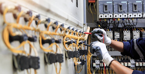 Professional Electrician technician working in Smithfield, VA